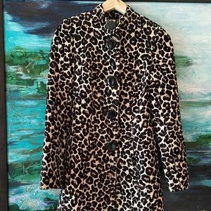 Beautiful leopard print duster length coat